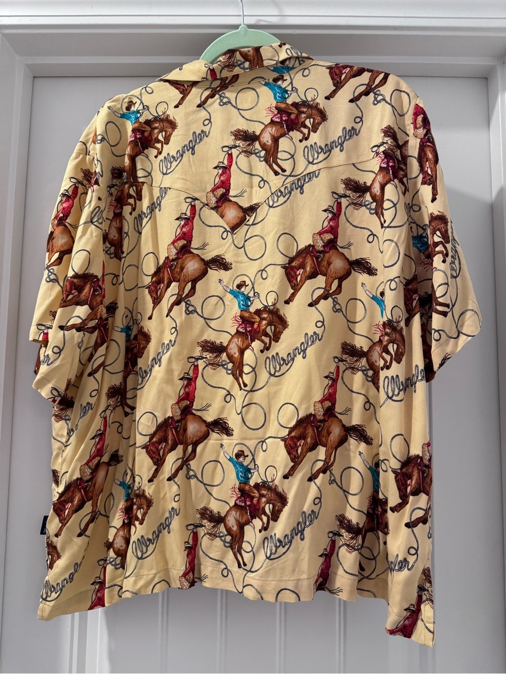 Wrangler Women's Short-Sleeve Western Print Shirt - Cream with Brown Motif - Picture 3 of 5